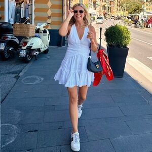 Meet your Posher, Megan